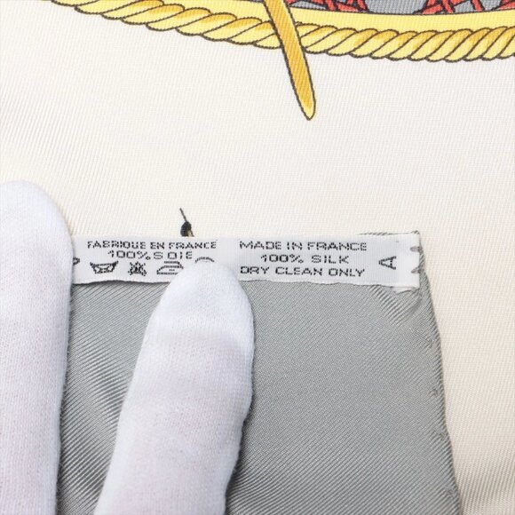 Hermès Carré 90 Les Voitures Nouvelles Changes in horse-drawn carriages Scarf Si - Picture 5 of 6